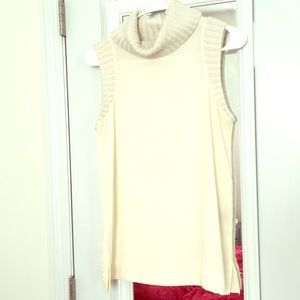 Creamy turtle neck blouse